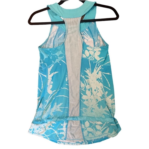 LULULEMON Run: Race Tech High Scoop Neck Blue Tropical Print Tank Top | Size: 6 - Picture 3 of 7